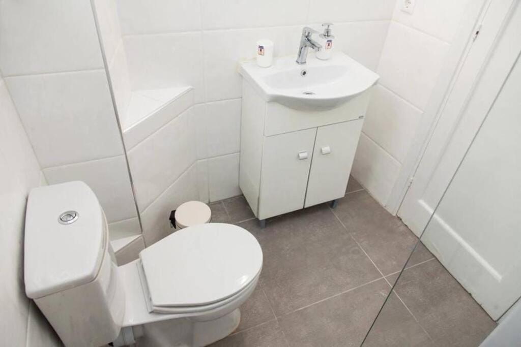 Ipeirou Central Athens Apartment Bagian luar foto